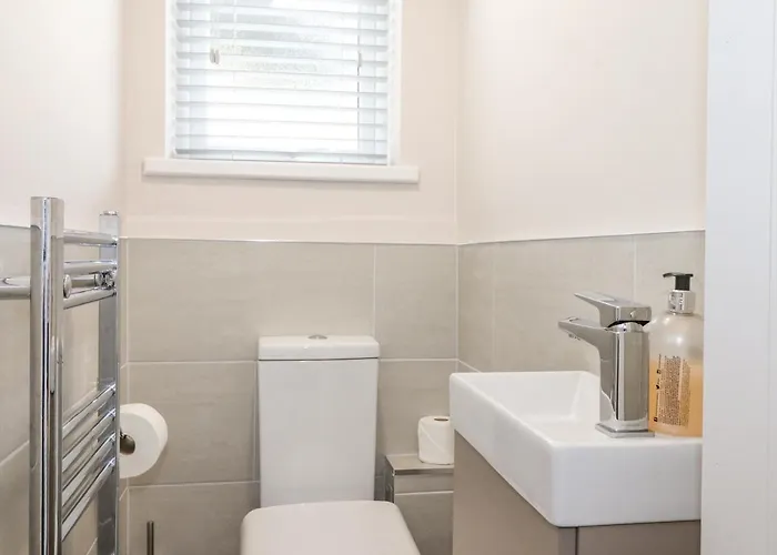 1 Millbank * كيسويك